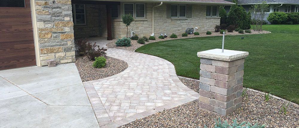 Custom Stone Front Entrance with Pillar Custom Stone Front Entrance with Pillar