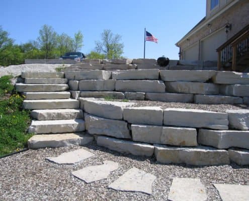 retaining wall with steps