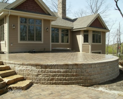 Retaining Wall & Patio